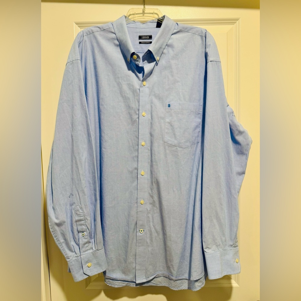 NWOT‎ Izod Light Blue Casual Button Down Shirt